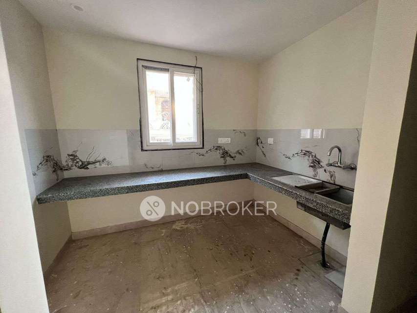 3 BHK Flat In Standalone Building   For Sale  In Rana Pratap Bagh