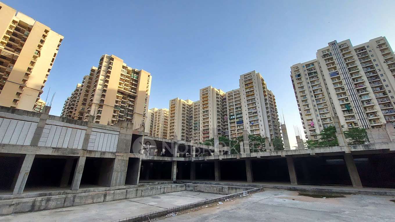 Property for rent in Gaur City 2 for Rs 21000 available Immediately