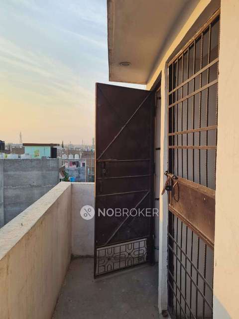 3 BHK Flat For Sale  In Kirari Suleman Nagar