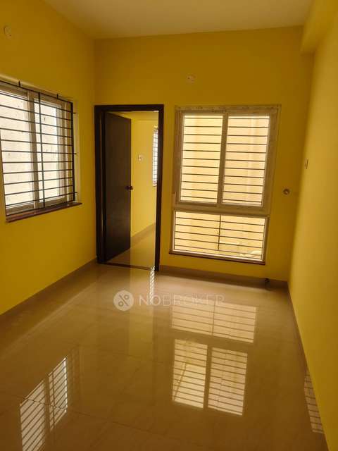 2 BHK Flat In Sri Kandan For Sale  In Perungudi