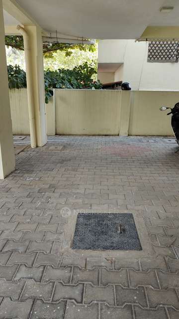 2 BHK Flat In Sri Kandan For Sale  In Perungudi