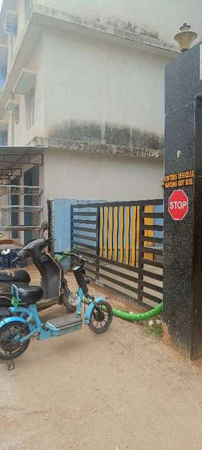 2 BHK Flat In Prabhavathi Paramount Block A For Sale  In Electronic City