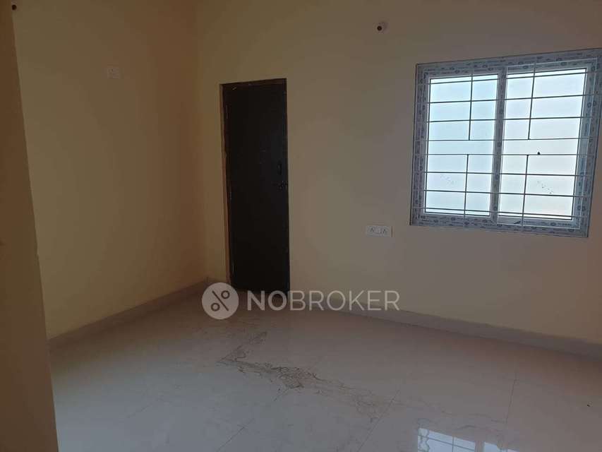 2 BHK Flat In Tanvi Residency For Sale  In Rampally