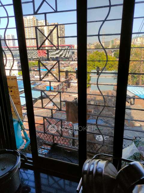 1 RK Flat In Royal Complex For Sale  In Malad East