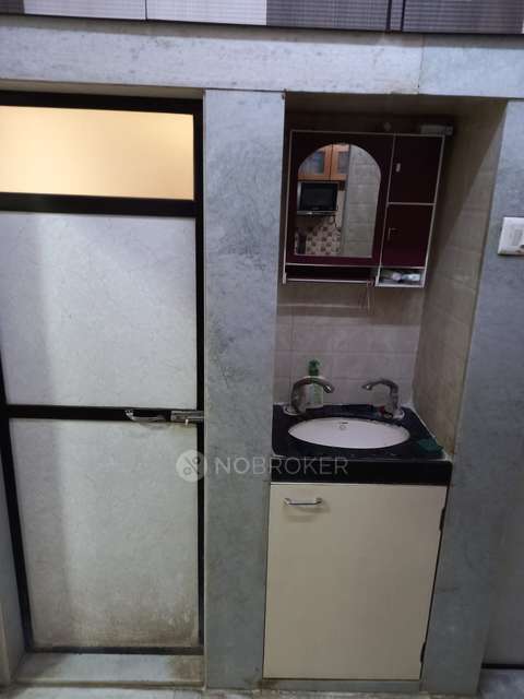 1 BHK Flat In Sai Darshan For Sale  In Ghatkopar West