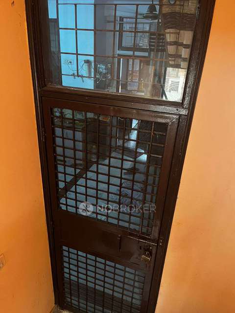 3 BHK Flat In Standalone Building  For Sale  In Pratap Vihar