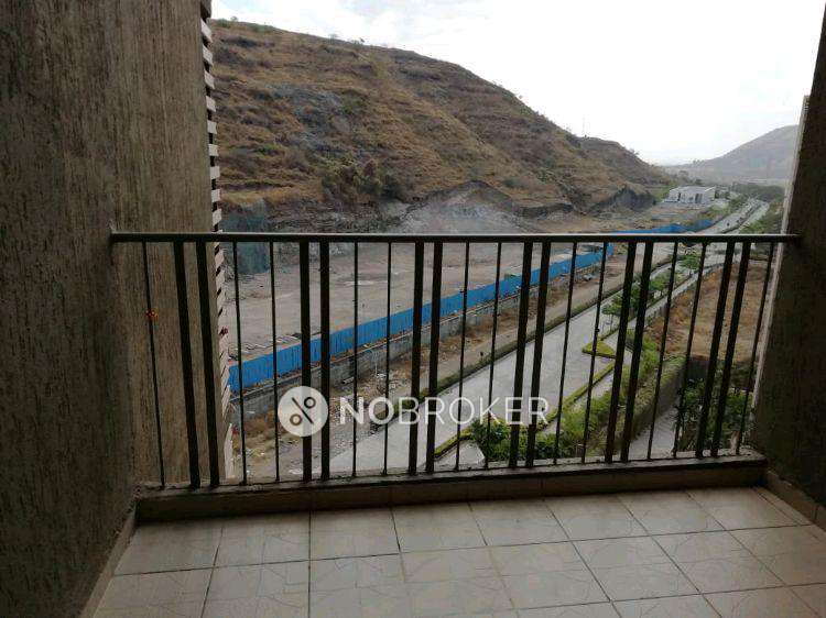 2 BHK Flat In Pride World City For Sale  In Charholi Budruk