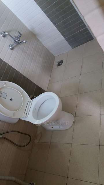 2 BHK Flat In Vertex Venezia,  For Sale  In Gunjur Village