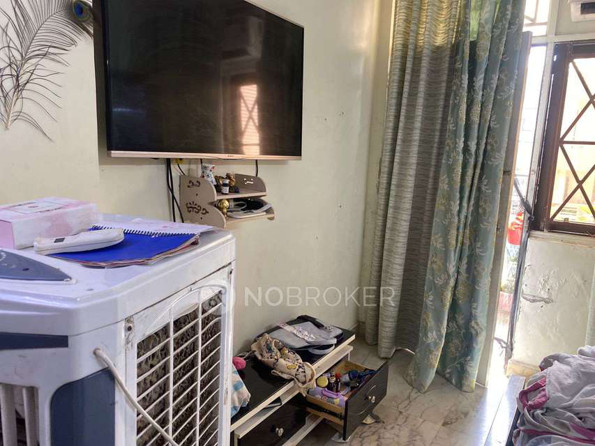 2 BHK Flat In Standalone Building  For Sale  In Karam Pura