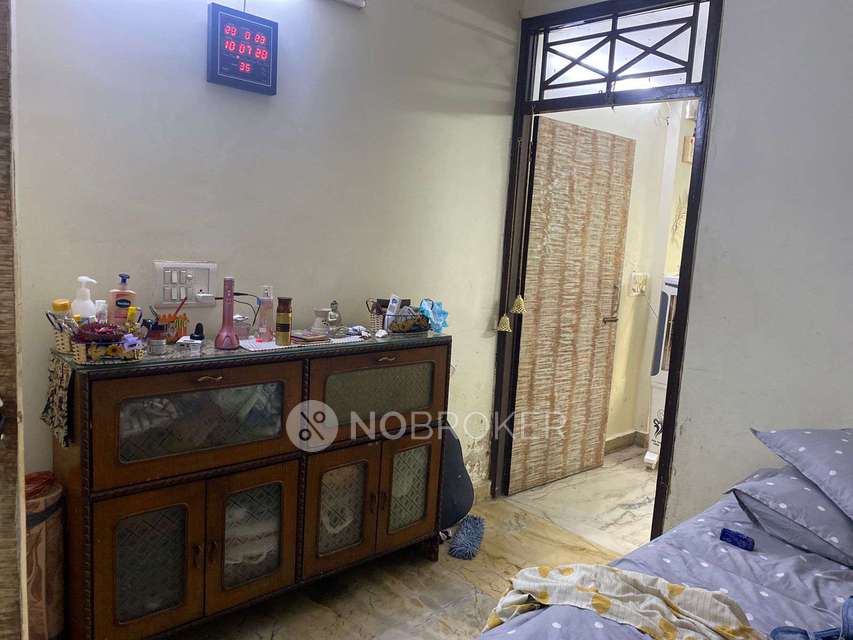 2 BHK Flat In Standalone Building  For Sale  In Karam Pura