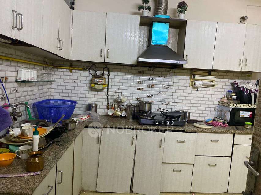 2 BHK Flat In Standalone Building  For Sale  In Karam Pura