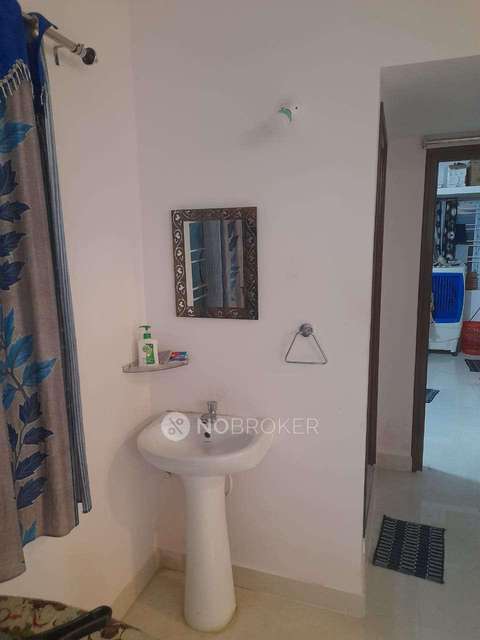 2 BHK Flat In Sri Vinayaka Towers For Sale  In Rendlagadda
