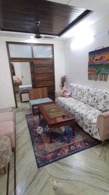 2 BHK Flat In Rwa Parmanand For Sale  In Mukherjee Nagar