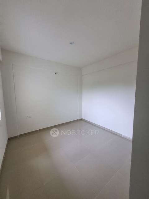 2 BHK Flat In Peninsula for Rent  In Address One