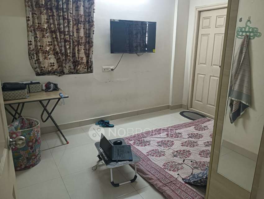 2 BHK Flat In Maithry Signature For Sale  In Nalagandla