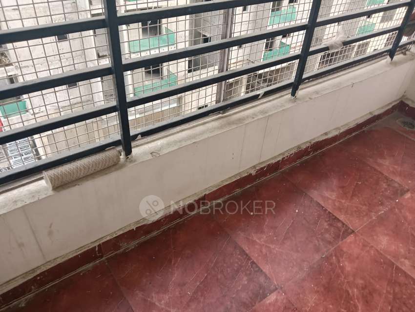 2 BHK Flat In Maithry Signature For Sale  In Nalagandla