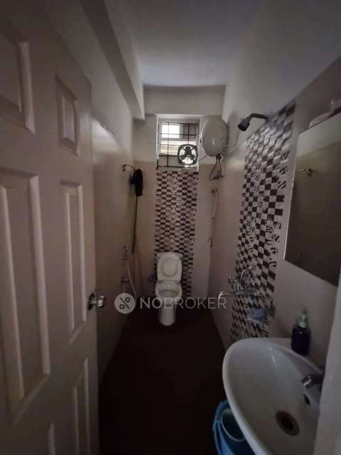 2 BHK Flat In Maithry Signature For Sale  In Nalagandla