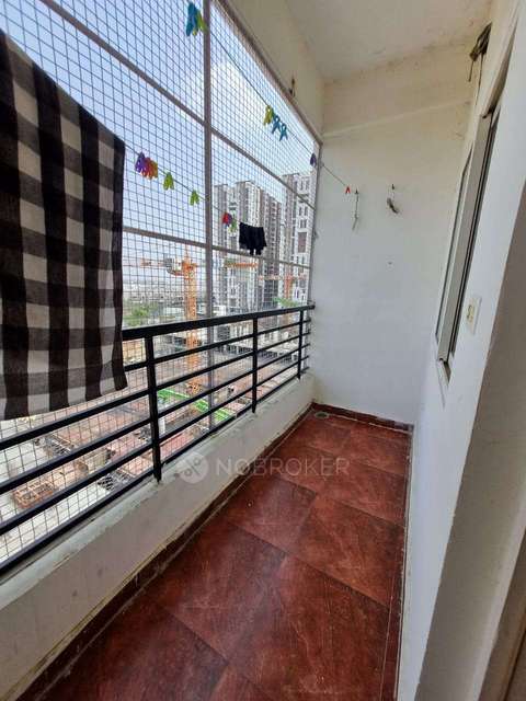 2 BHK Flat In Maithry Signature For Sale  In Nalagandla