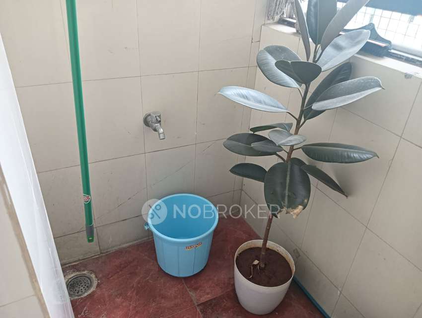 2 BHK Flat In Maithry Signature For Sale  In Nalagandla