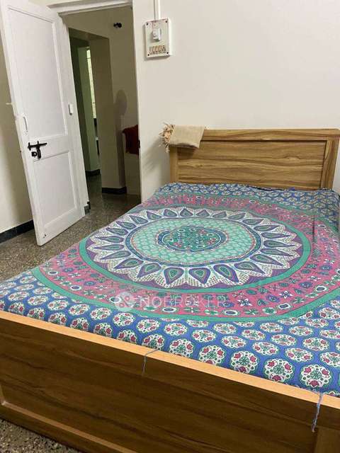 Shared Room for Female In 2 BHK  In Shivmangal Chs In Sadashiv Peth