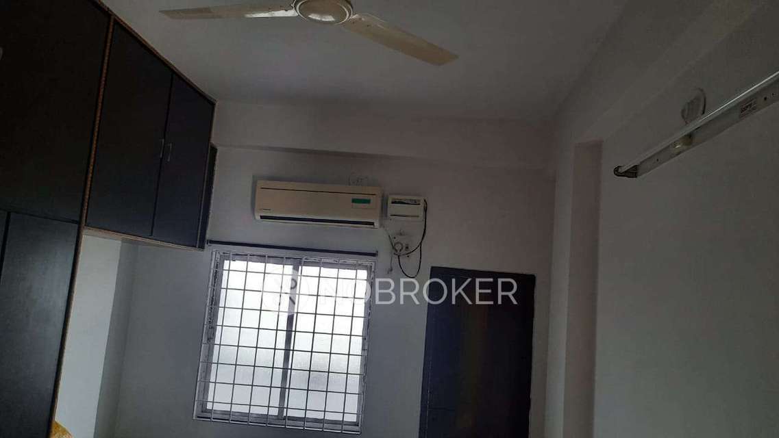 2 BHK Flat In 6th Phase, Kphb Colony For Sale  In Kphb Colony