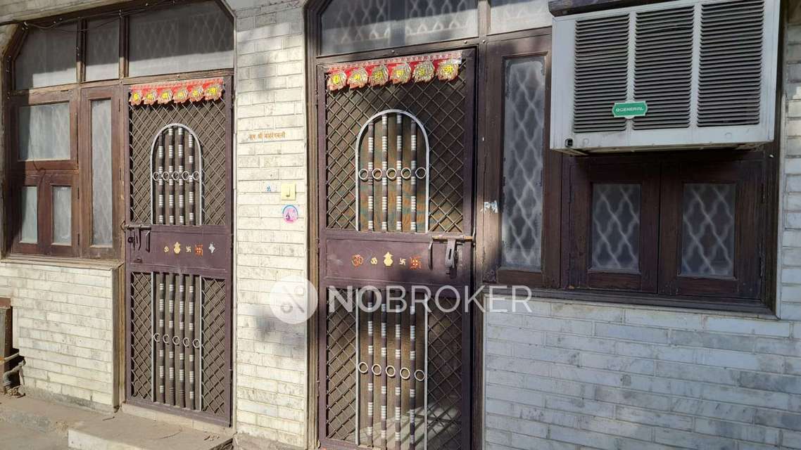3 BHK Flat For Sale  In Rohini