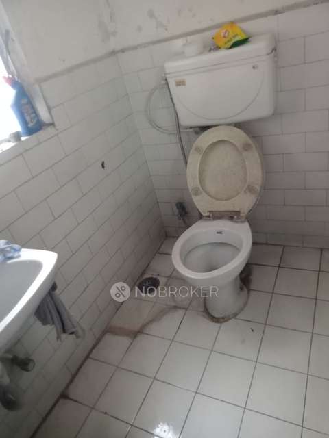 Office Space in Mangalwar Peth, Pune for Rent 