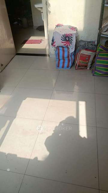 Shared Room for Female In 1 BHK  In Sadashiv Peth