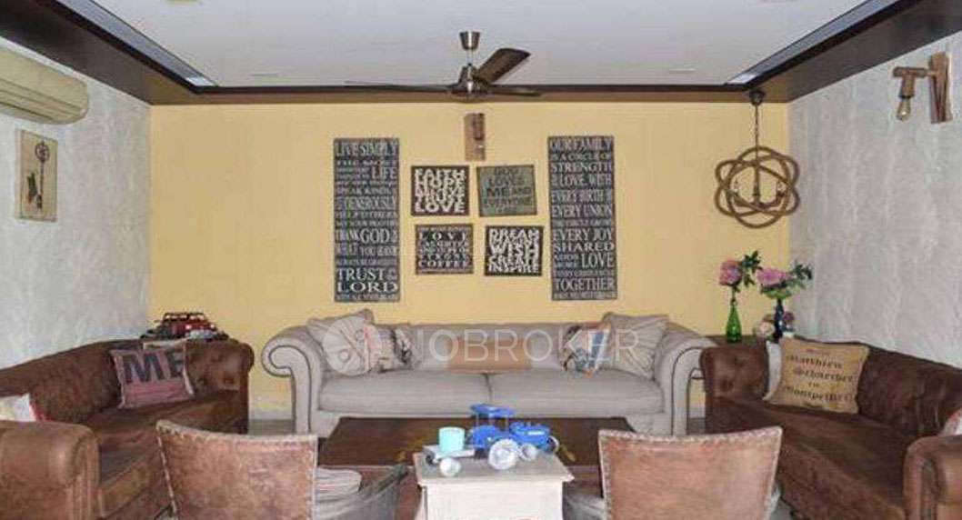 4 BHK Flat For Sale  In Punjabi Bagh West