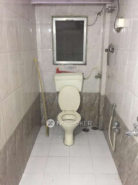 2 BHK Flat In Pooja Sahyog Chs For Sale  In Thane West