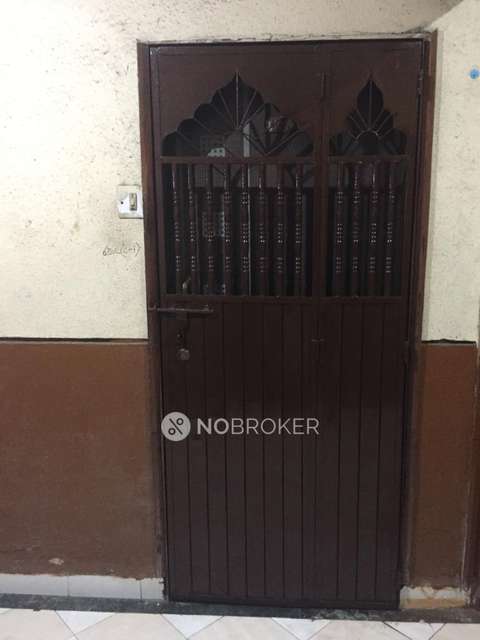 2 BHK Flat In Pooja Sahyog Chs For Sale  In Thane West