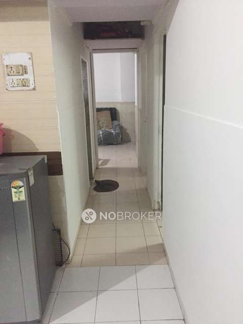 2 BHK Flat In Pooja Sahyog Chs For Sale  In Thane West