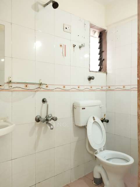 2 BHK Flat In Ashirwad Apartment  For Sale  In  Seawoods