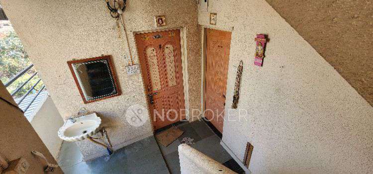 1 BHK Flat In Standlone Building for Rent  In Kharadi