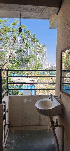 1 BHK Flat In Standlone Building for Rent  In Kharadi