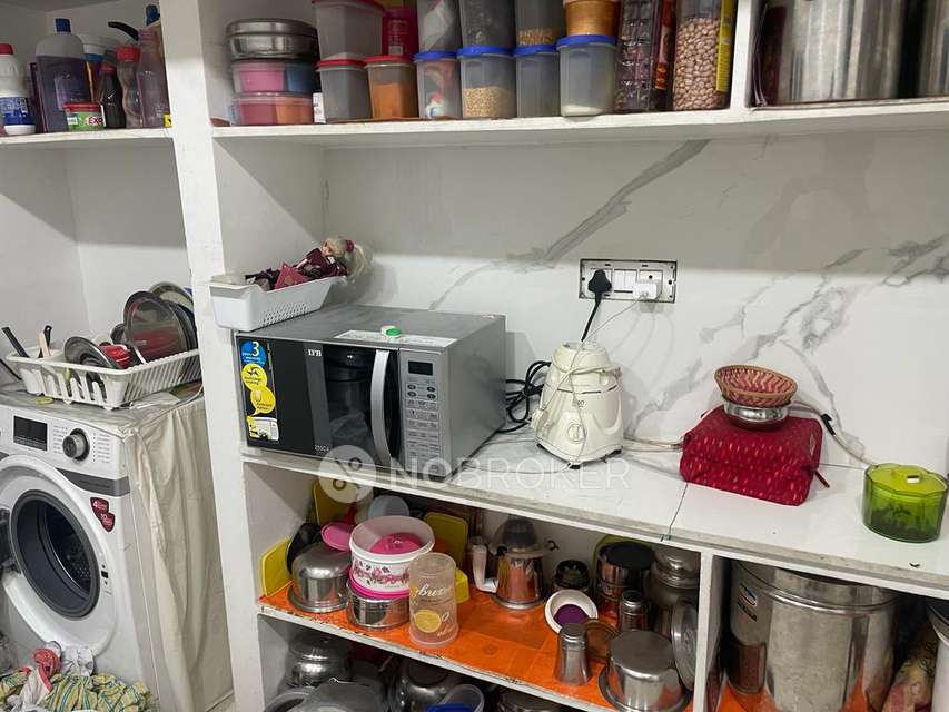 2 BHK Flat In Sree Anusha Estates, Shapur Nagar For Sale  In Qutubullapur