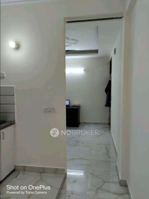 1 BHK Flat In Green Apartment For Sale  In Mehrauli