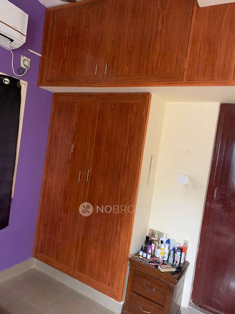 1 BHK Flat In Chandru Flats Pallikaranai For Sale  In Pallikaranai