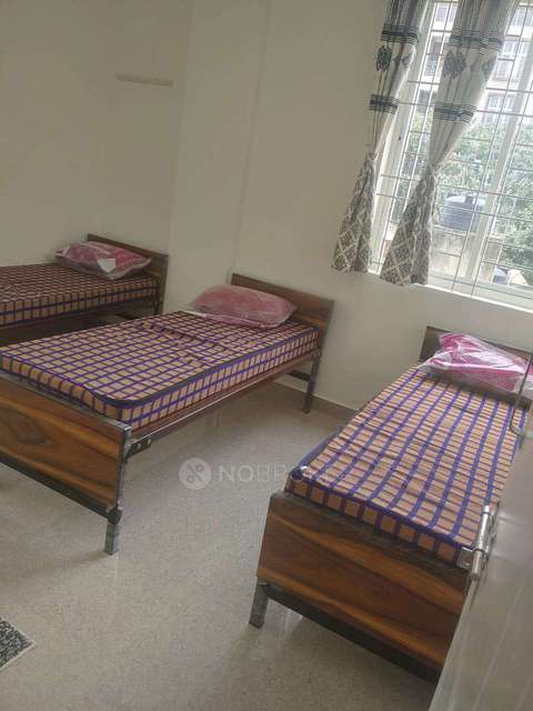 PG for Girls in Wilson Garden