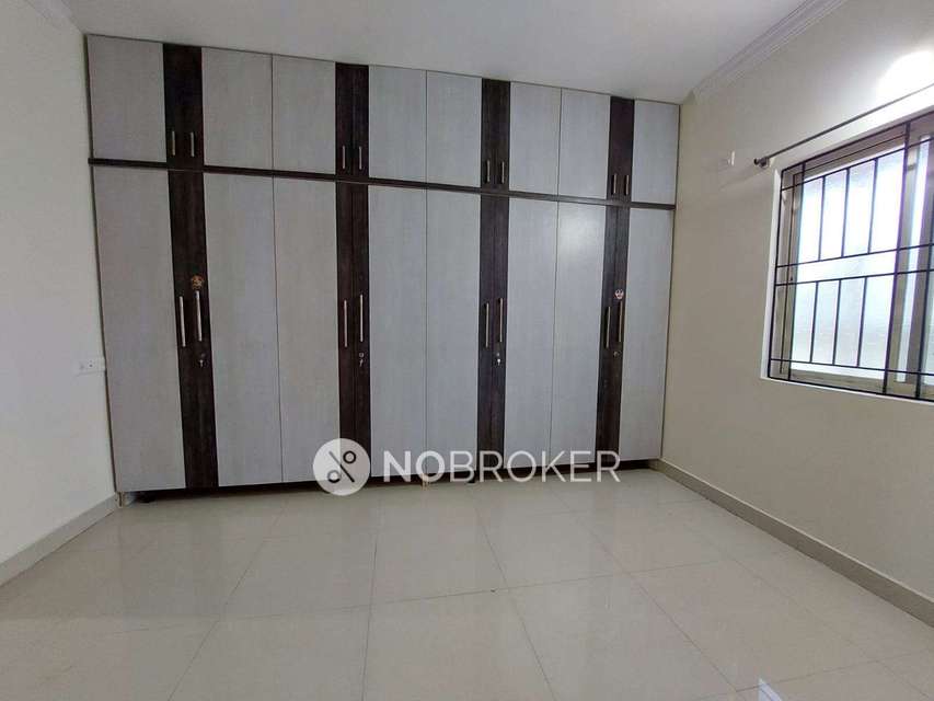 3 BHK Flat In Sv Lakeview For Sale  In Hsr Layout