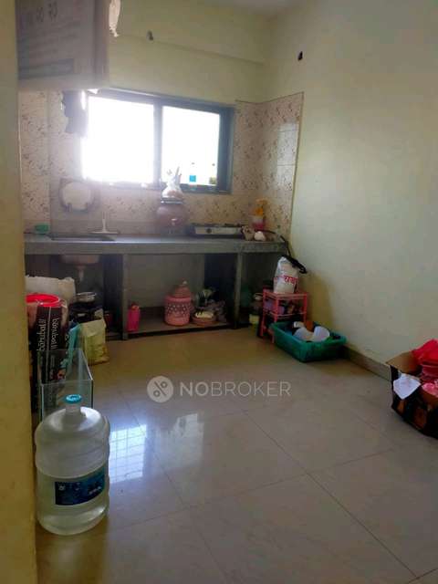 Single Room for Female In 1 BHK  In Sadanand Plaza In Dange Chowk