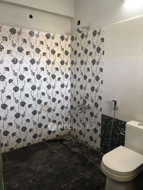 2 BHK Flat In Sai Akshayalakshmi Flats For Sale  In Lakshmipuram