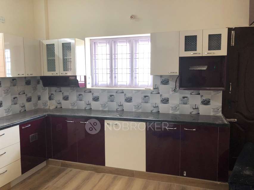 2 BHK Flat In Sai Akshayalakshmi Flats For Sale  In Lakshmipuram
