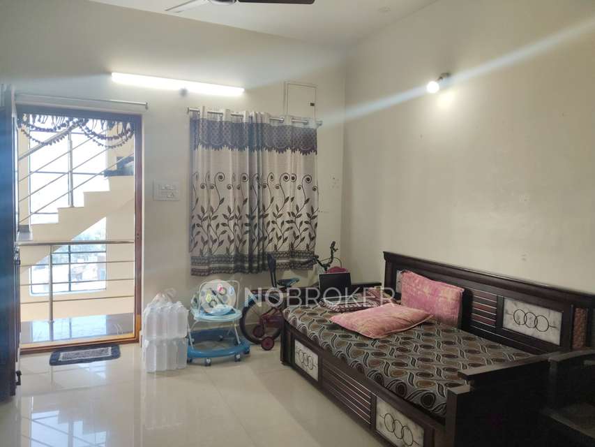 2 BHK Flat In Arundathi Arcade Mallapur, Nacharam For Sale  In Mallapur