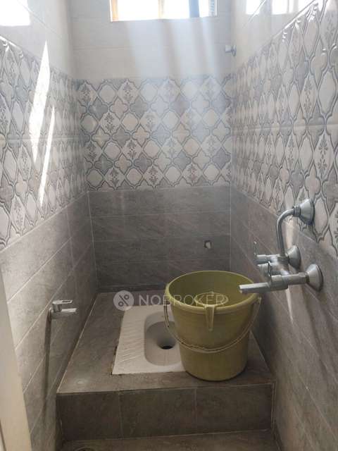 2 BHK Flat In Arundathi Arcade Mallapur, Nacharam For Sale  In Mallapur