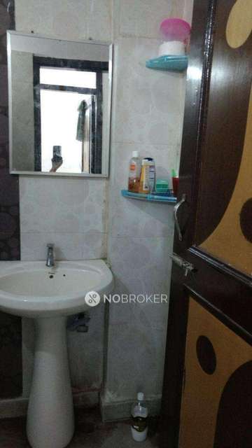 2 BHK Flat In Builder Floor For Sale  In Shahdara