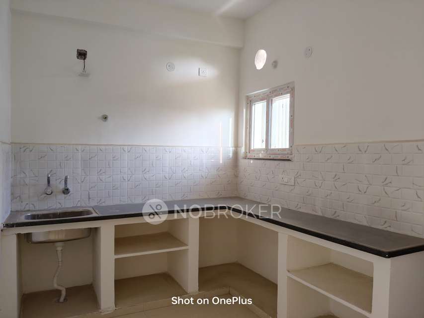 3 BHK Flat In Hanu Park View For Sale  In Simhapuri Colony