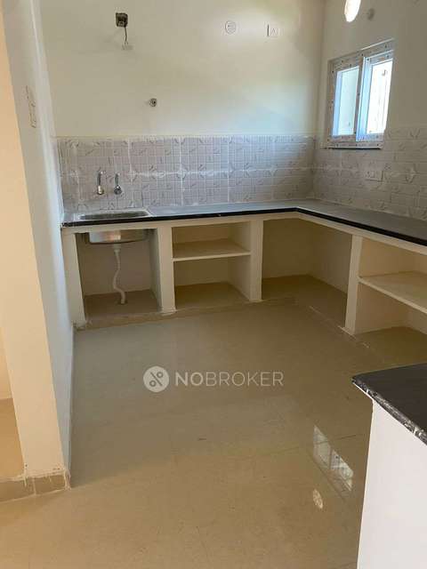 3 BHK Flat In Hanu Park View For Sale  In Simhapuri Colony