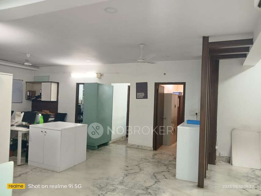 3 BHK Flat In Shreyas Apartment For Sale  In Kondapur
