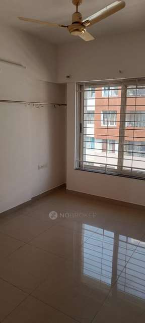 2 BHK Flat In Amanora Victory Towers For Sale  In Hadapsar